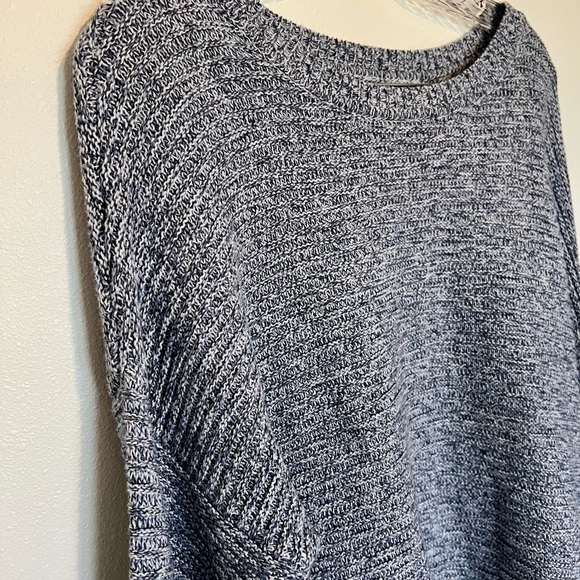 Joie Blue Marled Knit Crewneck Sweater with Step Hem Side Buttons Size Large - Picture 4 of 7